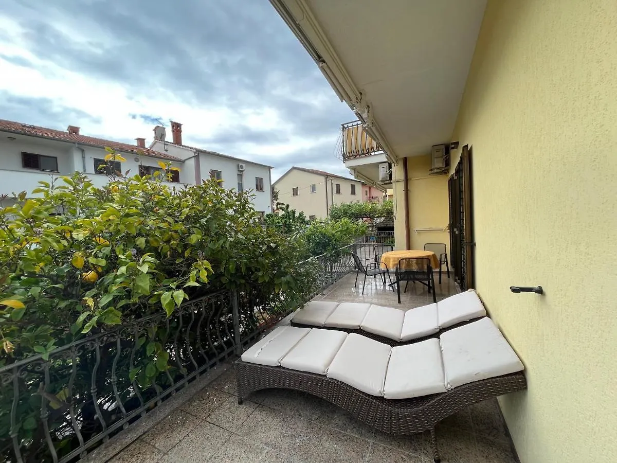 Holiday Apartments Sonne Rovinj 0*,